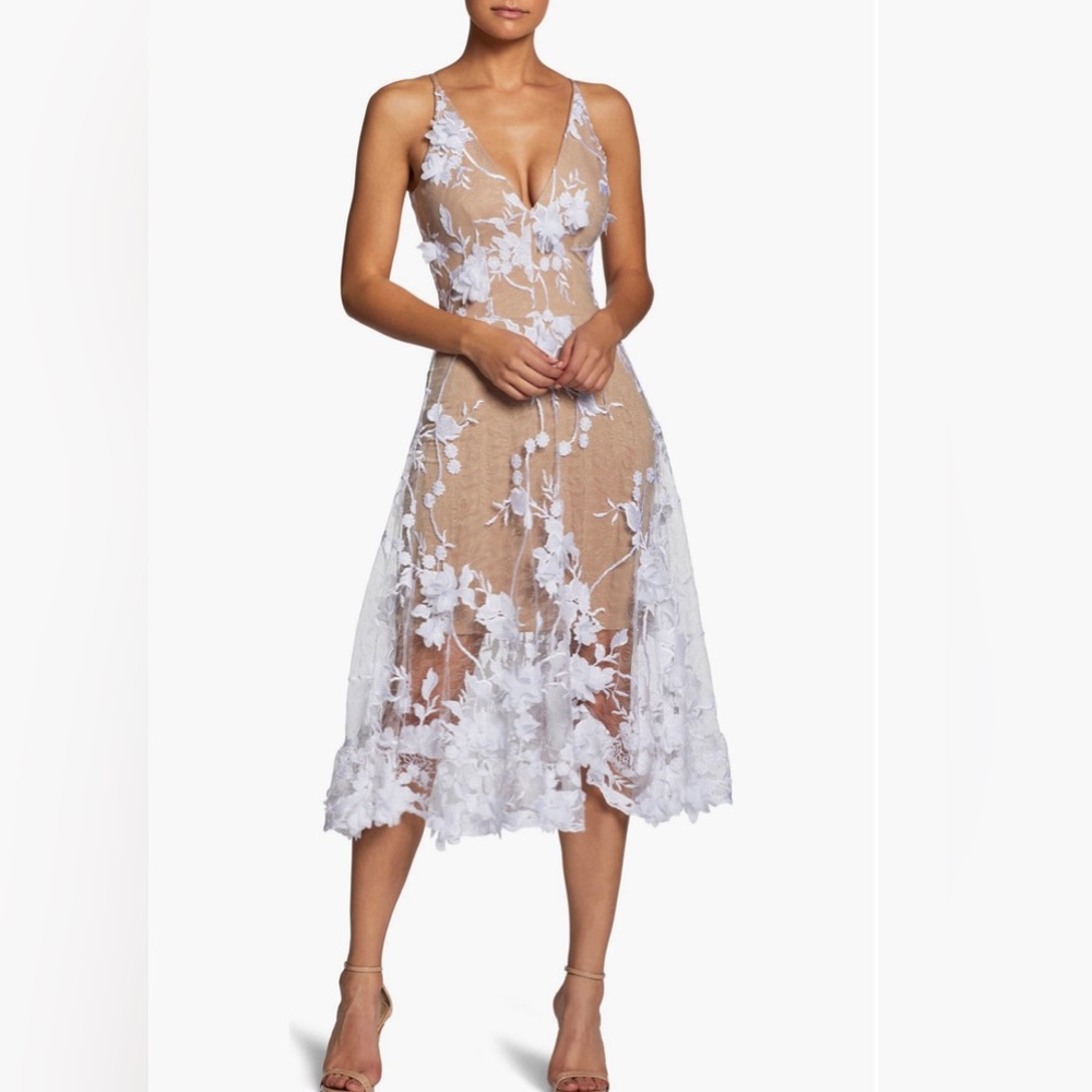 Elegant White Floral Lace Dress
